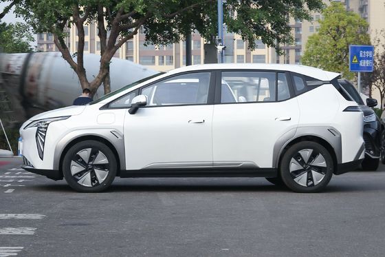 AION Y Plus Electric 5 Seater Car 150Km/h Front Engine 4 Wheel Drive Electric SUV